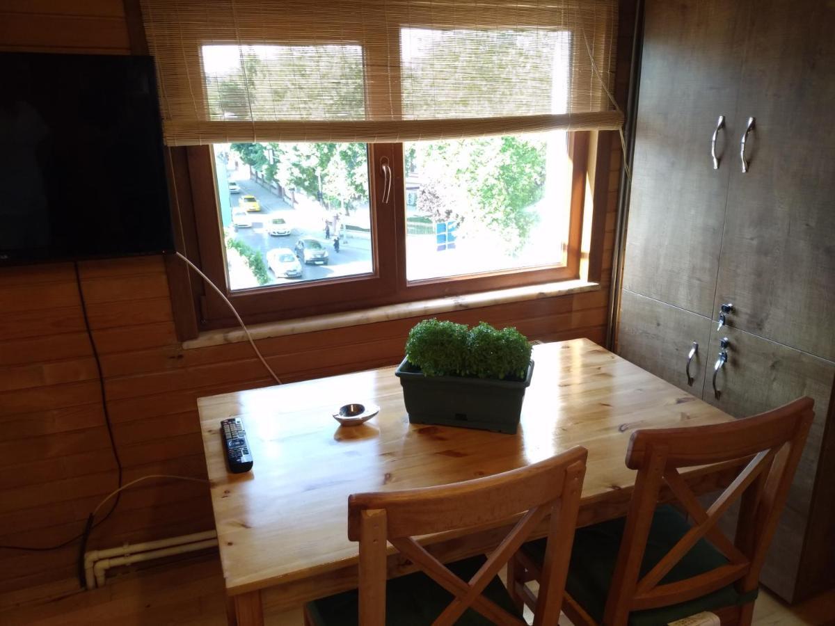 Appartamento Retro & Wood *